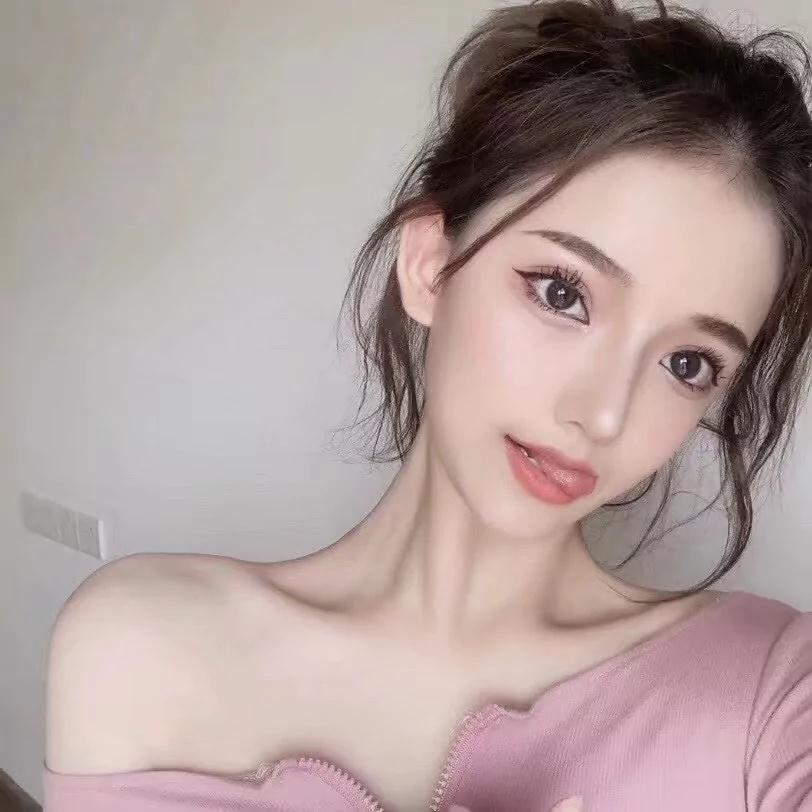 “东疆前哨”两对新人喜结良缘