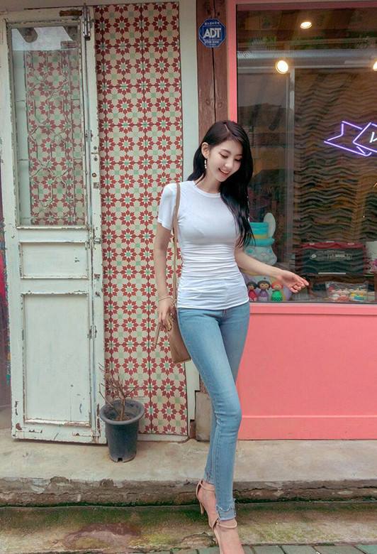 多名药师涉嫌“挂证”多家定点零售药店