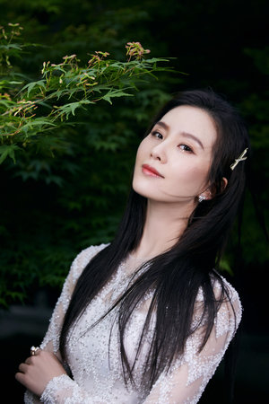 印度班加罗尔一板球场外发生踩踏事故致11死50伤