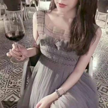 “灵蛇”舞动“非遗” 祝福点亮中国年味