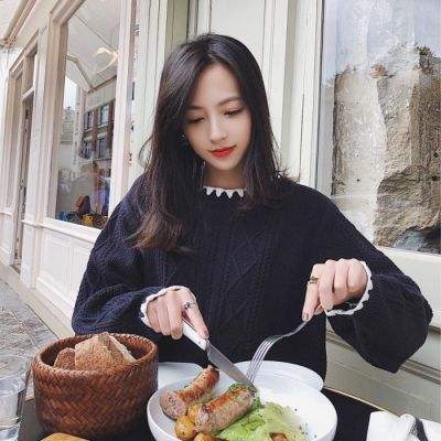 西班牙一小型飞机坠海 机上人数暂未确定